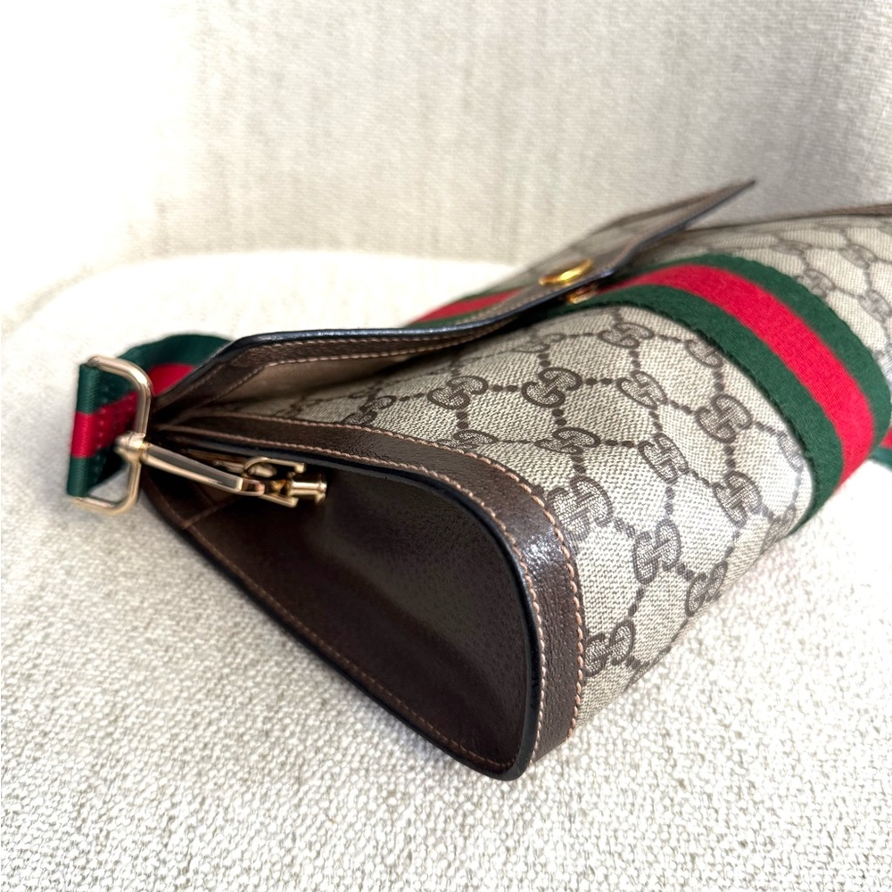 Gucci Beige GG Canvas Crossbody with Green and Red Web Stripe and Brown Trim - Picture 13 of 16